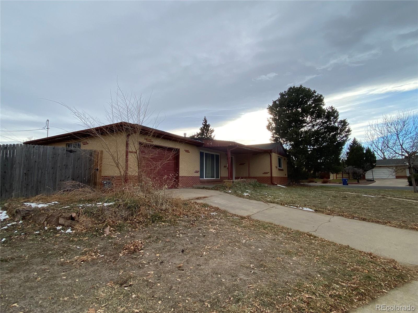 190 Hemlock Street, Broomfield, CO 80020, 4 Bedrooms Bedrooms, ,2 BathroomsBathrooms,Residential,For Sale,Hemlock,REC2796305