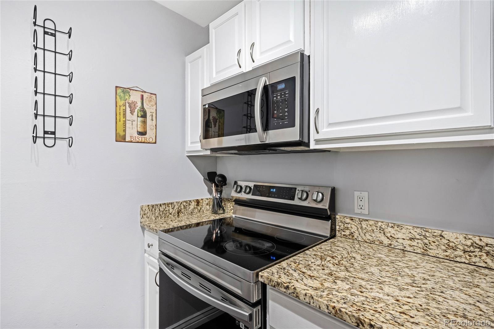 6364 Mississippi Avenue, Denver, CO 80224, 2 Bedrooms Bedrooms, ,2 BathroomsBathrooms,Rental,For Rent,French Quarter Condos,Mississippi,REC6438181