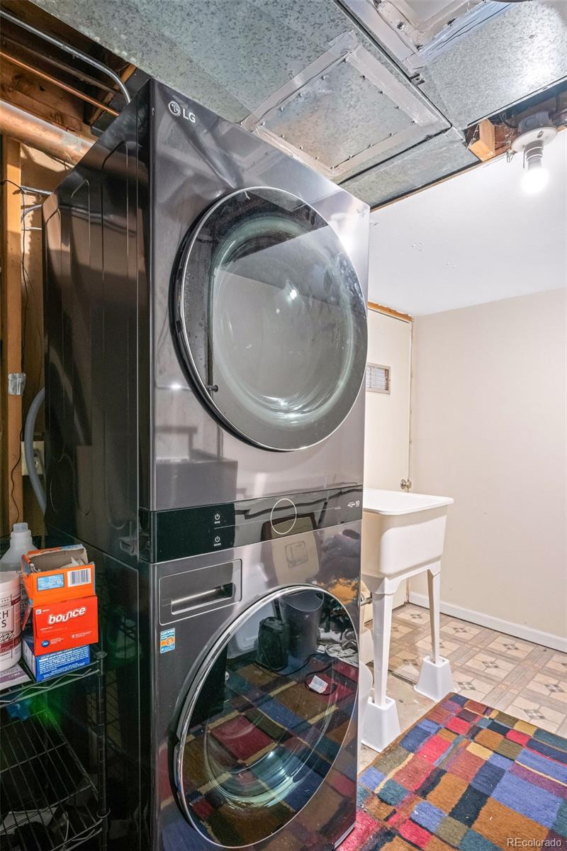 6364 Mississippi Avenue, Denver, CO 80224, 2 Bedrooms Bedrooms, ,2 BathroomsBathrooms,Rental,For Rent,French Quarter Condos,Mississippi,REC6438181