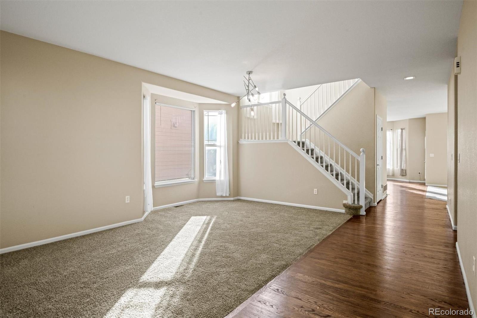 24676 Florida Avenue, Aurora, CO 80018, 4 Bedrooms Bedrooms, ,3 BathroomsBathrooms,Residential,For Sale,Florida,REC5393396