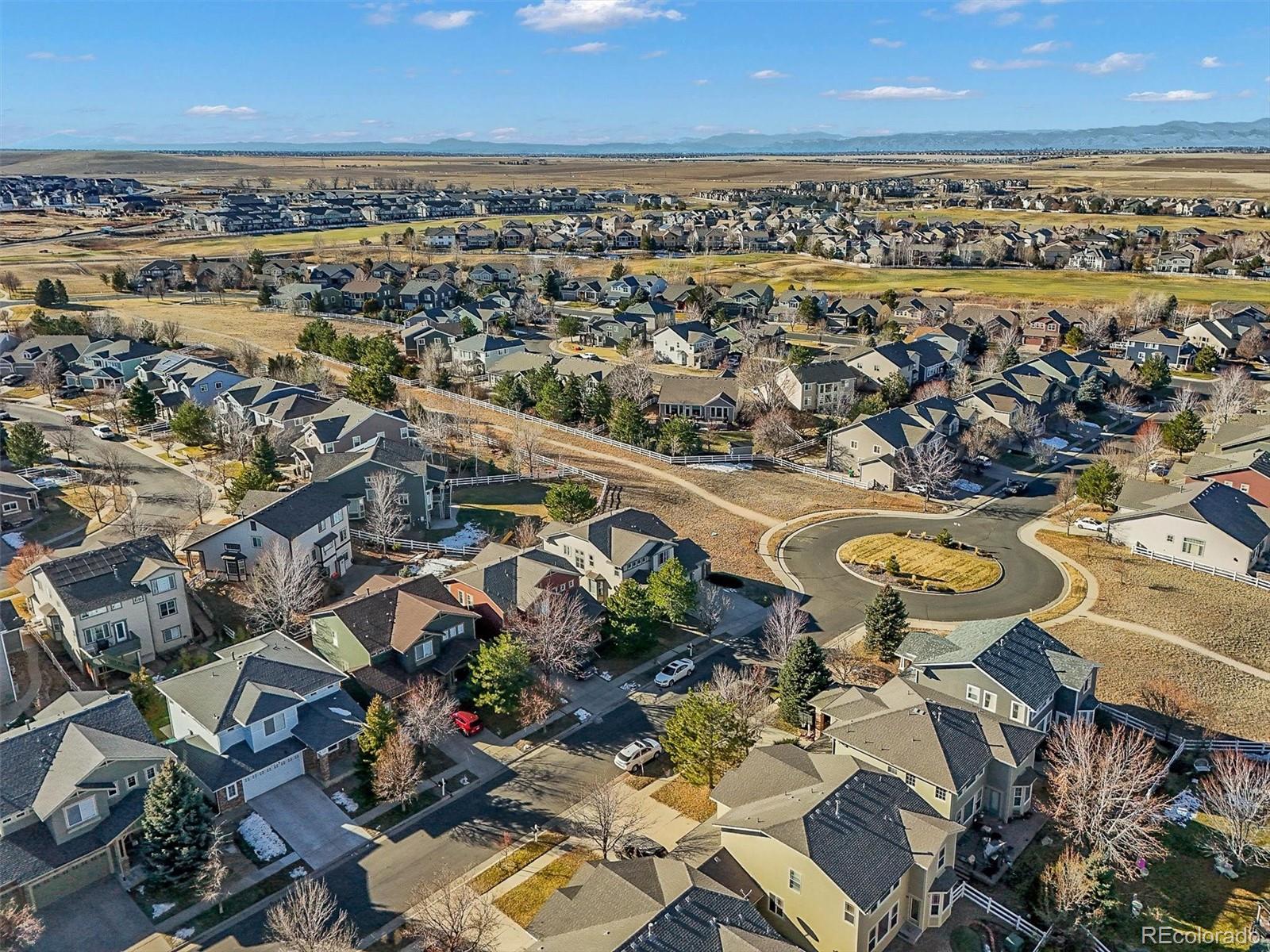 24676 Florida Avenue, Aurora, CO 80018, 4 Bedrooms Bedrooms, ,3 BathroomsBathrooms,Residential,For Sale,Florida,REC5393396