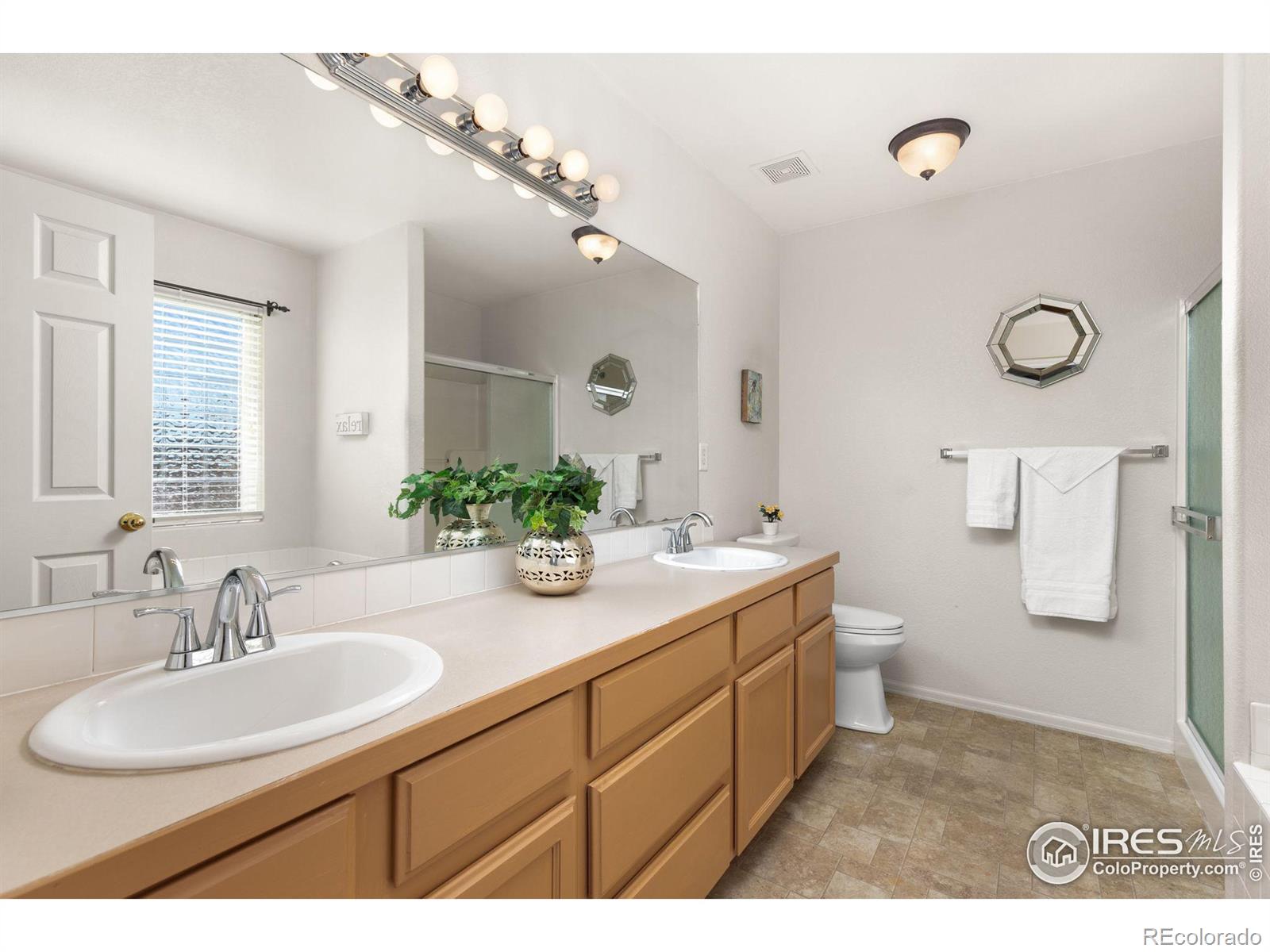 8712 17th St Rd, Greeley, CO 80634, 3 Bedrooms Bedrooms, ,3 BathroomsBathrooms,Residential,For Sale,17th,RECIR1023638