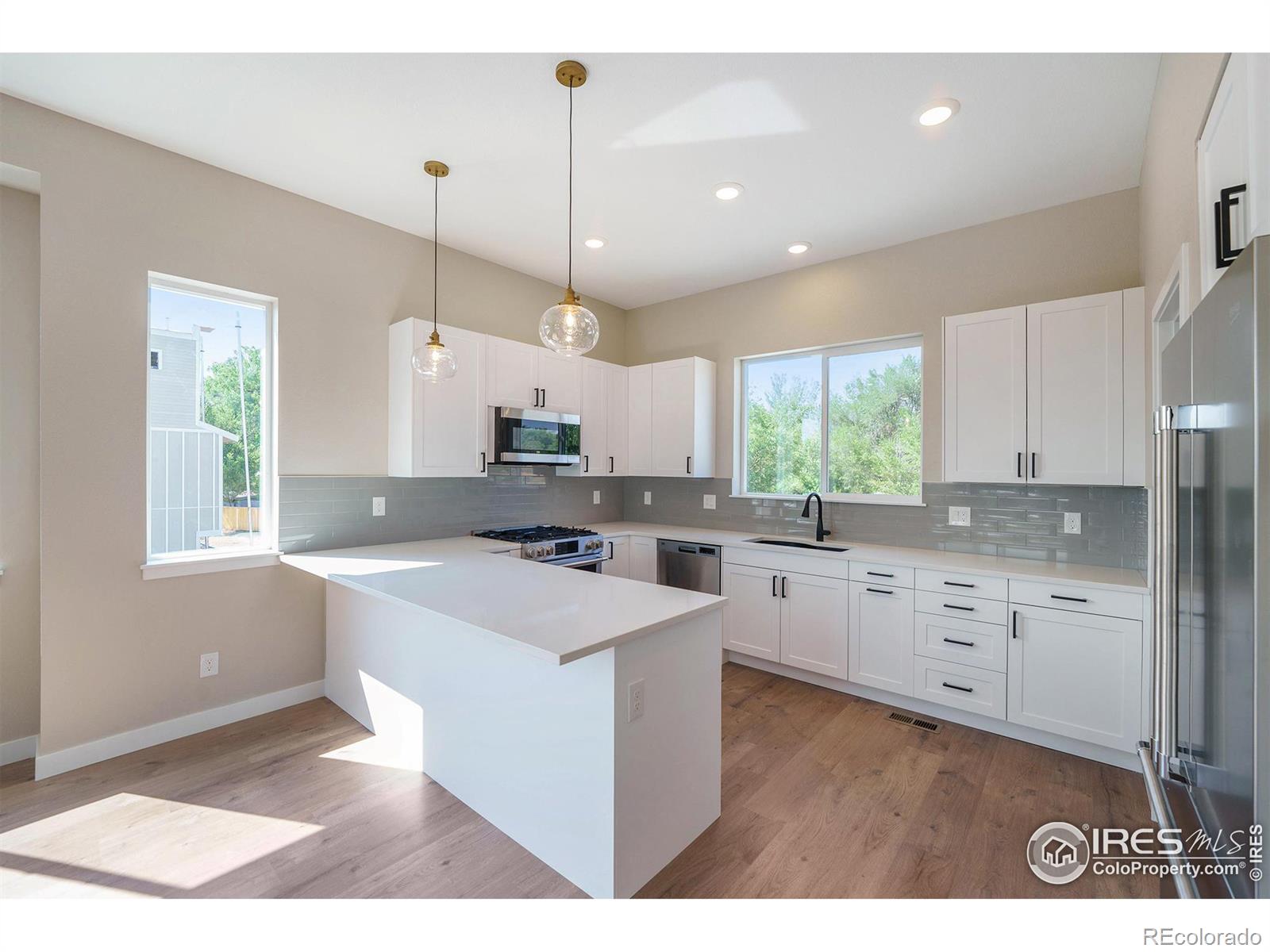 8500 W 62nd Avenue #H, Arvada, CO 80004, 2 Bedrooms Bedrooms, ,4 BathroomsBathrooms,Residential,For Sale,62nd,RECIR1023675
