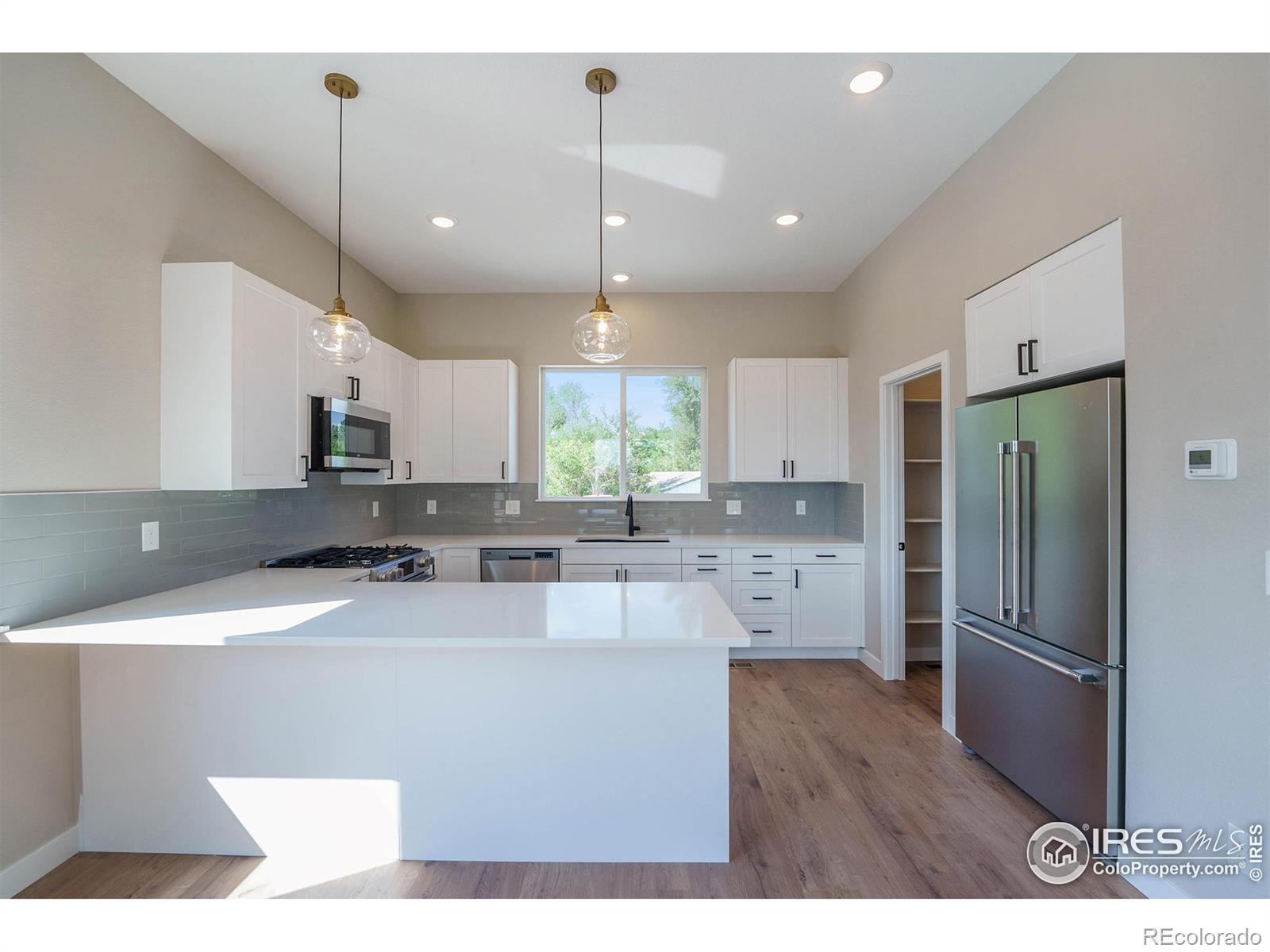 8500 W 62nd Avenue #H, Arvada, CO 80004, 2 Bedrooms Bedrooms, ,4 BathroomsBathrooms,Residential,For Sale,62nd,RECIR1023675