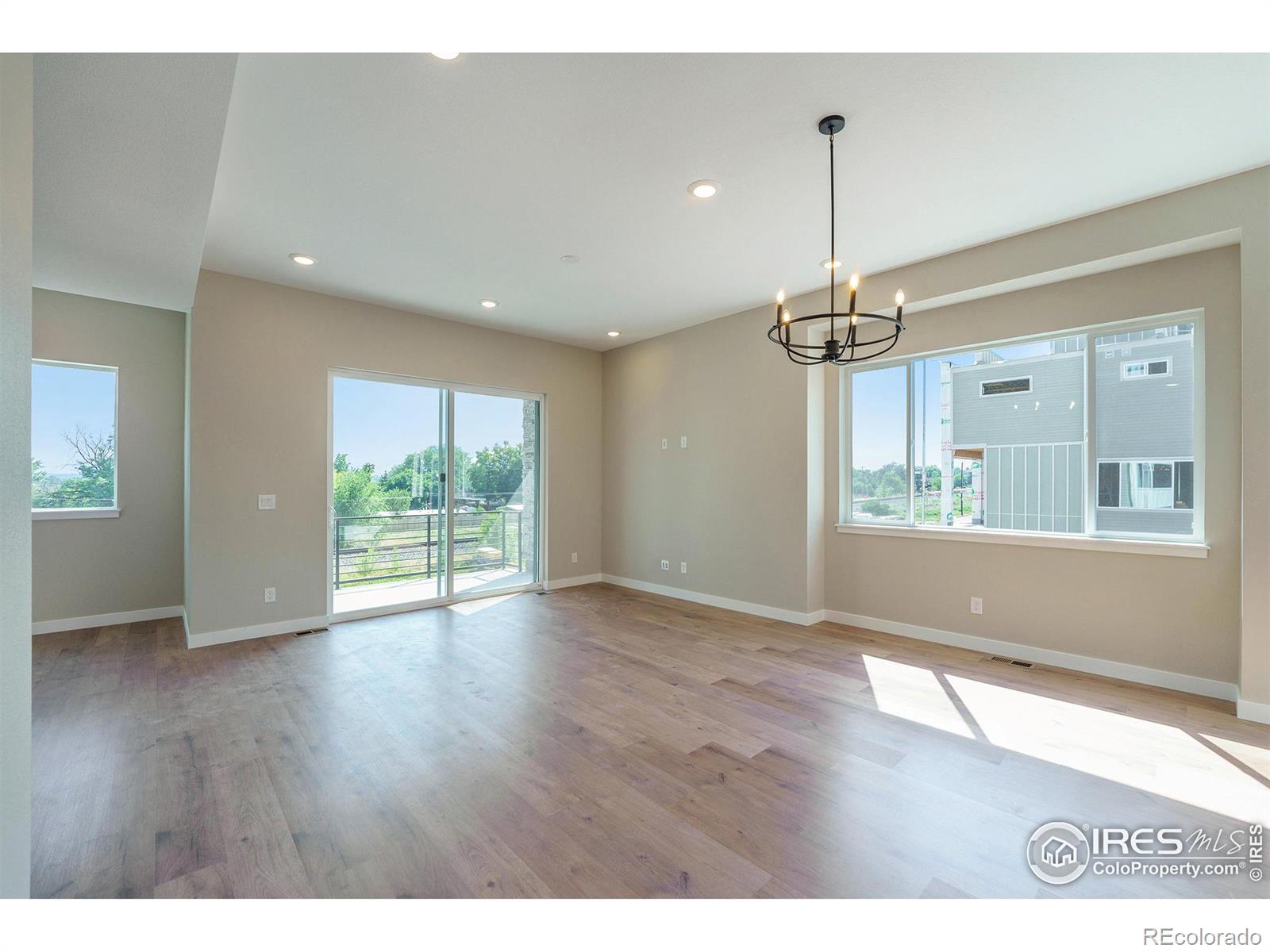 8500 W 62nd Avenue #H, Arvada, CO 80004, 2 Bedrooms Bedrooms, ,4 BathroomsBathrooms,Residential,For Sale,62nd,RECIR1023675