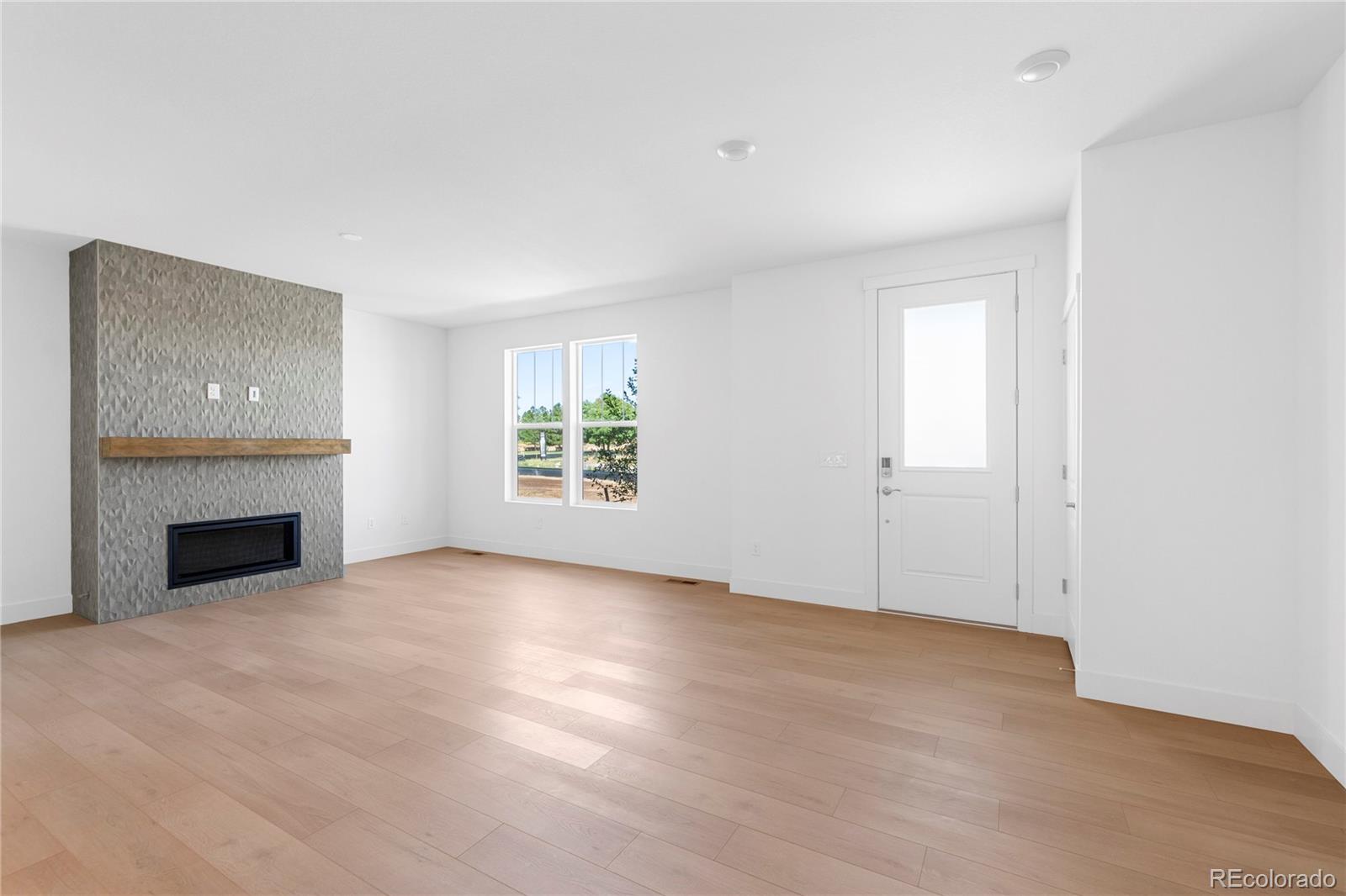 14289 Currant Street, Broomfield, CO 80020, 3 Bedrooms Bedrooms, ,3 BathroomsBathrooms,Residential,For Sale,Currant,REC3496995
