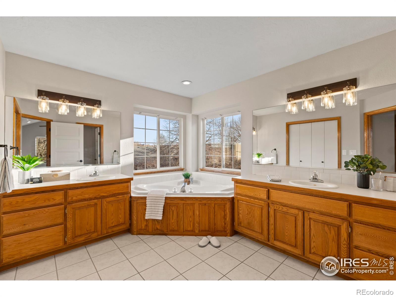 1306 51st Ave Ct, Greeley, CO 80634, 4 Bedrooms Bedrooms, ,3 BathroomsBathrooms,Residential,For Sale,51st,RECIR1023663