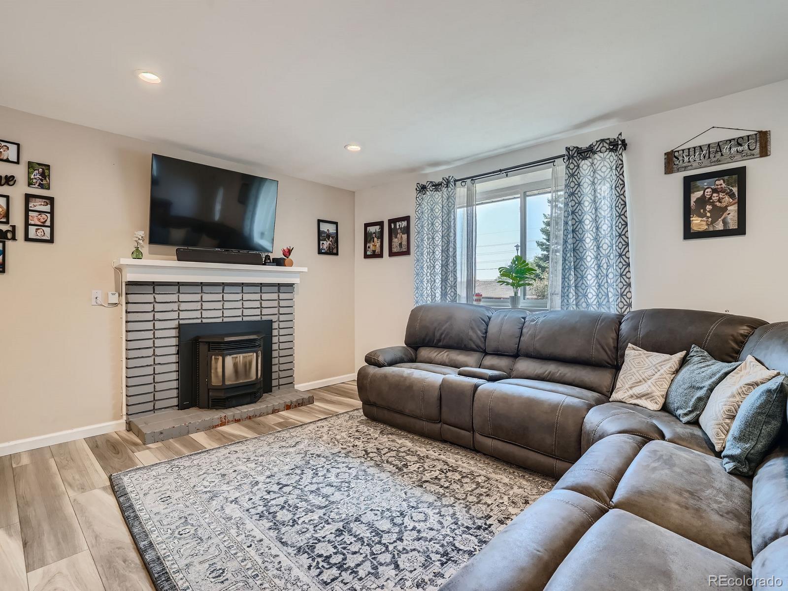 479 Alkire Street, Lakewood, CO 80228, 4 Bedrooms Bedrooms, ,3 BathroomsBathrooms,Residential,For Sale,Alkire,REC7082662