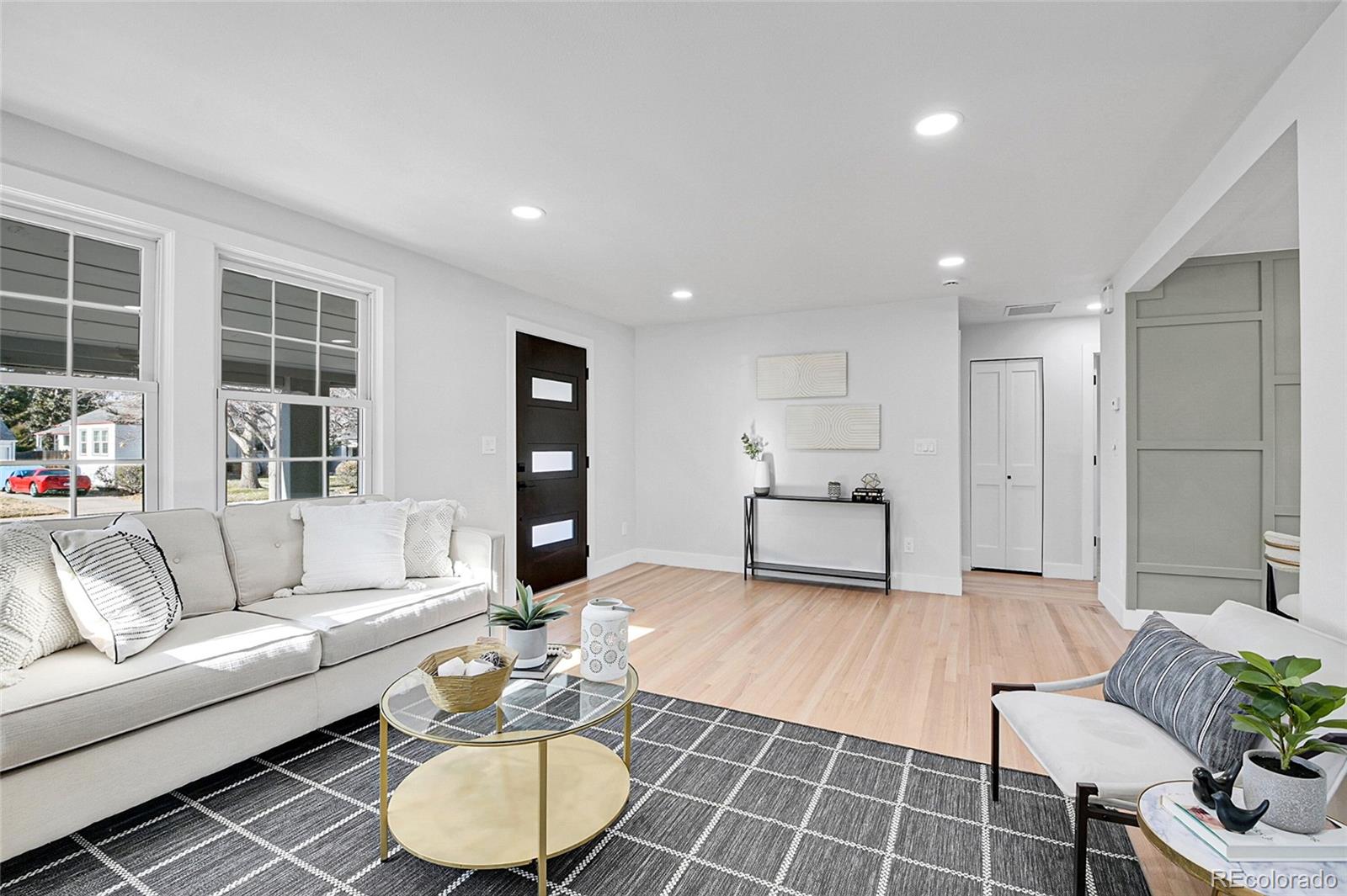 2650 Lafayette Street, Denver, CO 80210, 4 Bedrooms Bedrooms, ,2 BathroomsBathrooms,Residential,For Sale,Lafayette,REC4940778