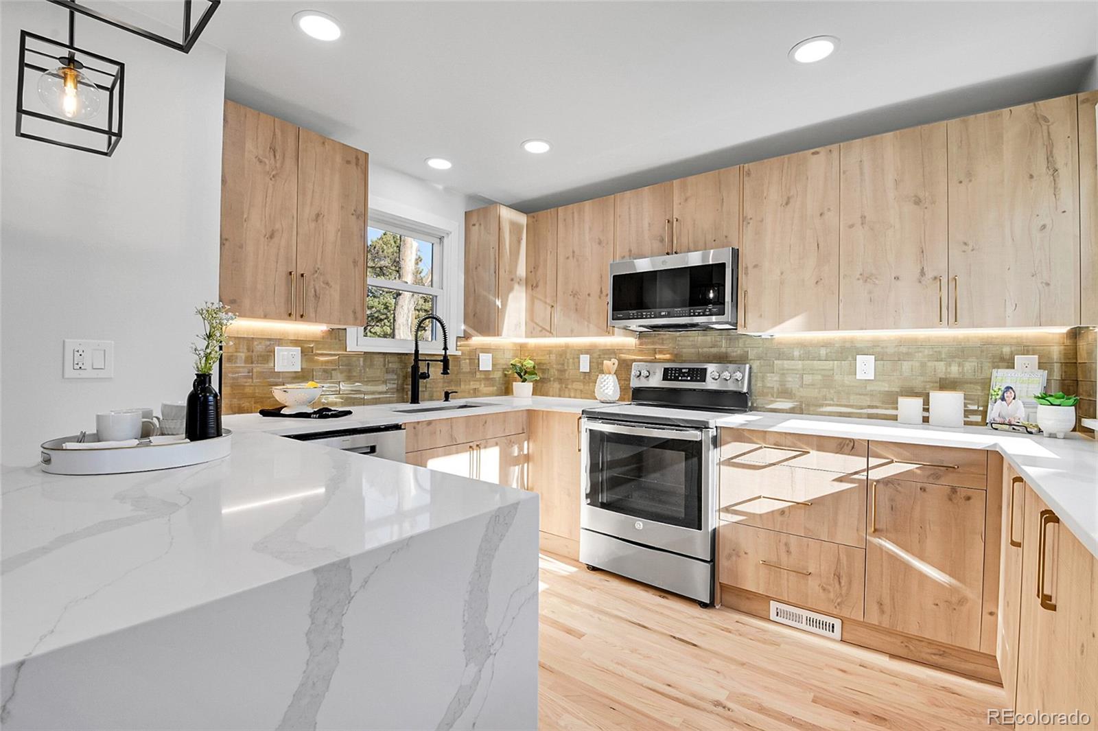 2650 Lafayette Street, Denver, CO 80210, 4 Bedrooms Bedrooms, ,2 BathroomsBathrooms,Residential,For Sale,Lafayette,REC4940778