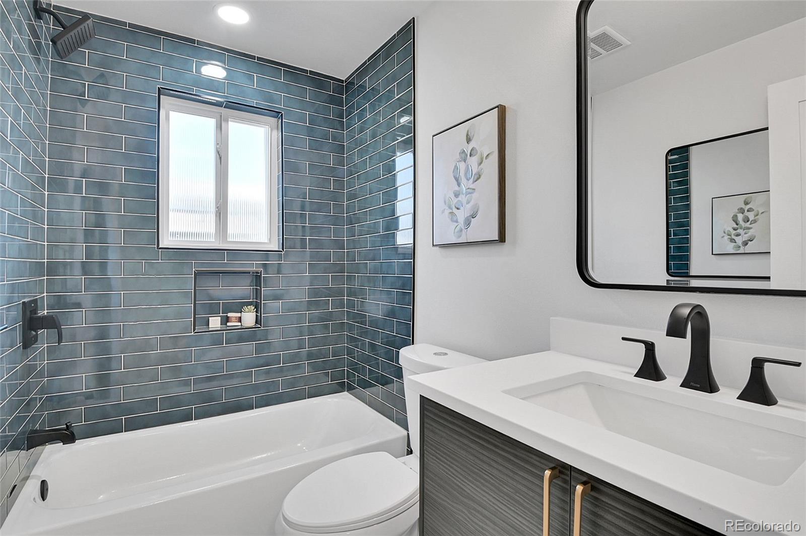 2650 Lafayette Street, Denver, CO 80210, 4 Bedrooms Bedrooms, ,2 BathroomsBathrooms,Residential,For Sale,Lafayette,REC4940778