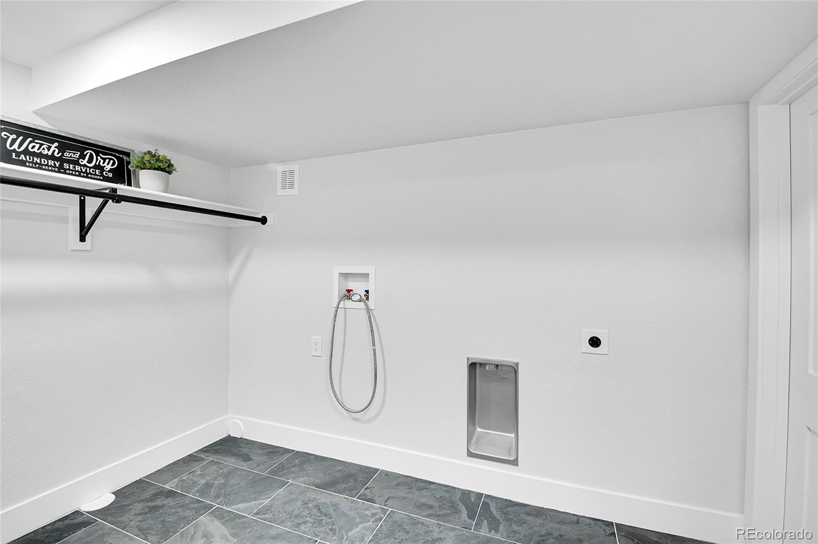 2650 Lafayette Street, Denver, CO 80210, 4 Bedrooms Bedrooms, ,2 BathroomsBathrooms,Residential,For Sale,Lafayette,REC4940778