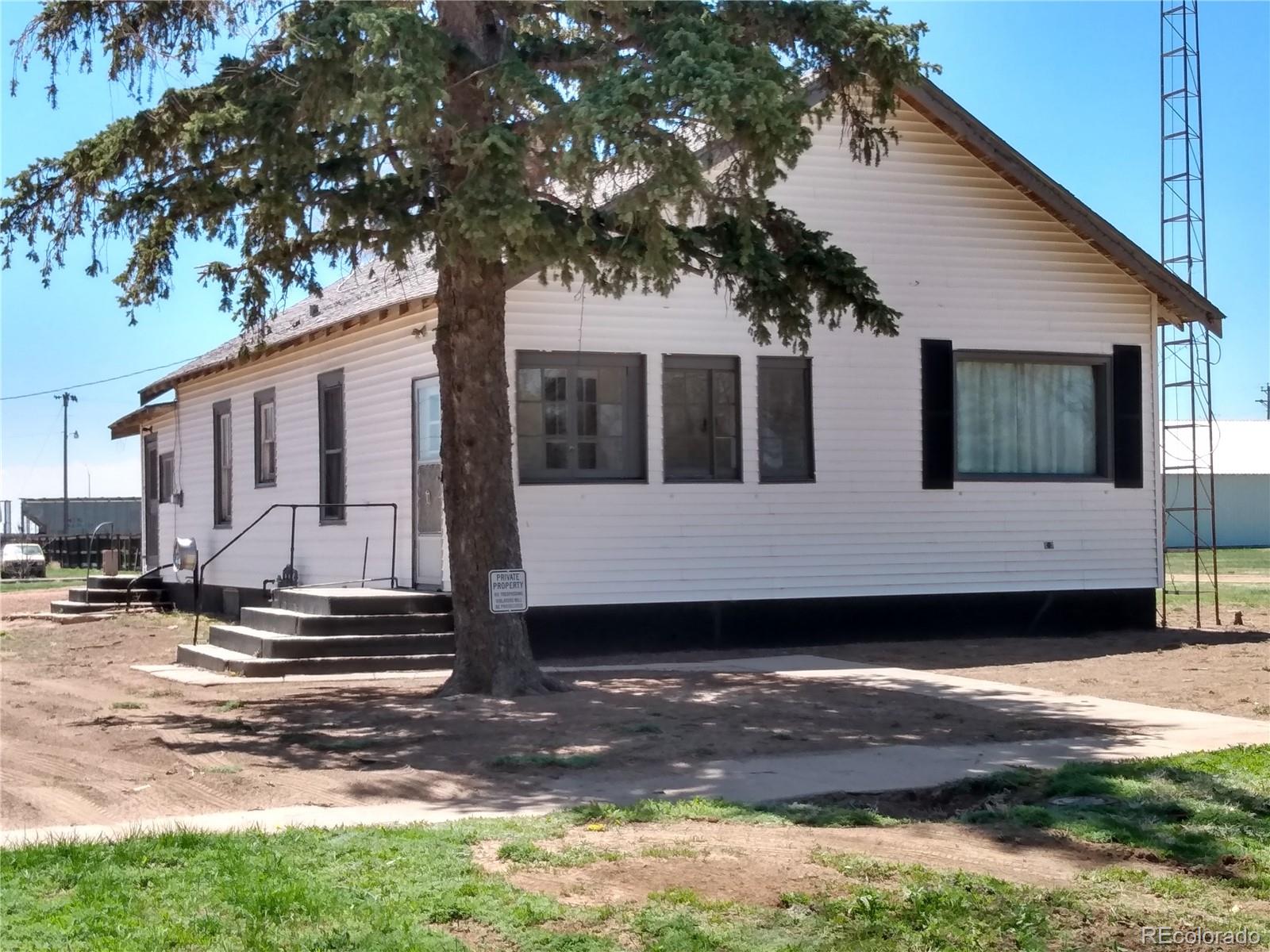324 Colorado Avenue, Arriba, CO 80804, 2 Bedrooms Bedrooms, ,2 BathroomsBathrooms,Residential,For Sale,Colorado,REC9587117