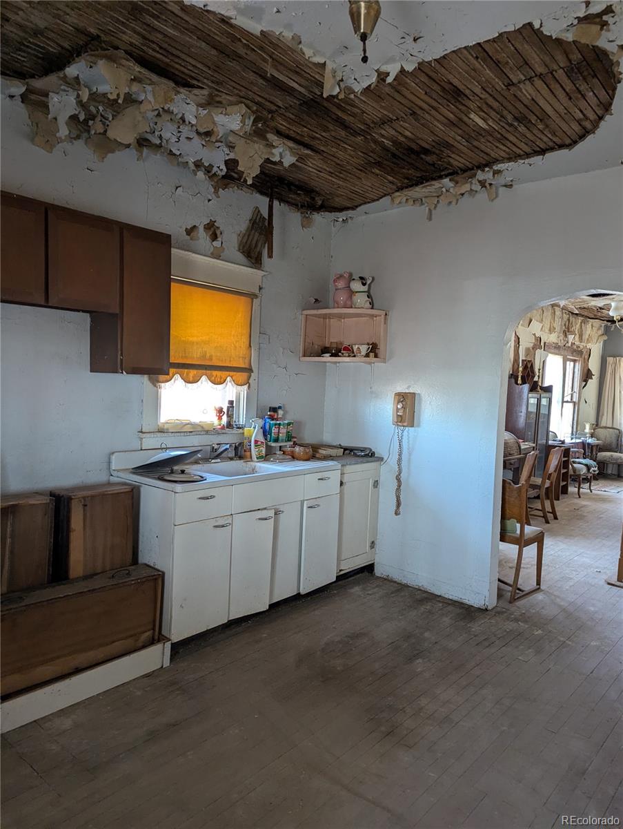 324 Colorado Avenue, Arriba, CO 80804, 2 Bedrooms Bedrooms, ,2 BathroomsBathrooms,Residential,For Sale,Colorado,REC9587117