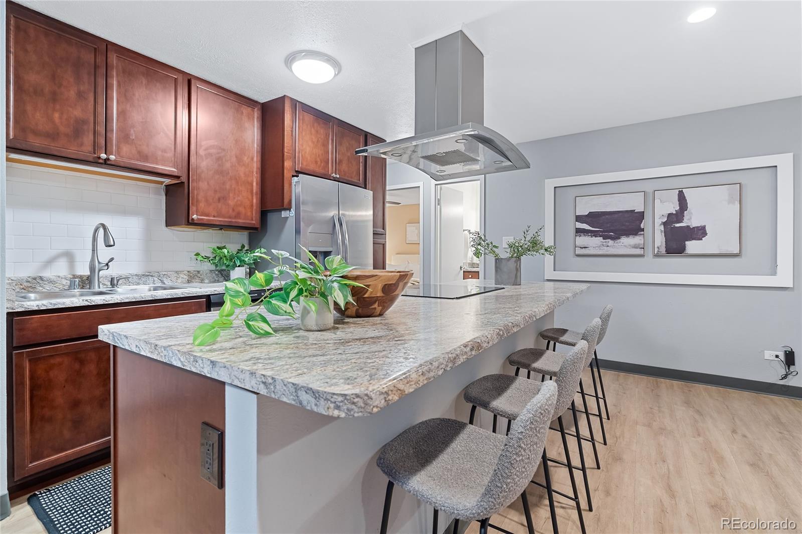 955 Eudora Street #1008, Denver, CO 80220, 2 Bedrooms Bedrooms, ,2 BathroomsBathrooms,Residential,For Sale,Park Mayfair Condos,Eudora,REC7123893