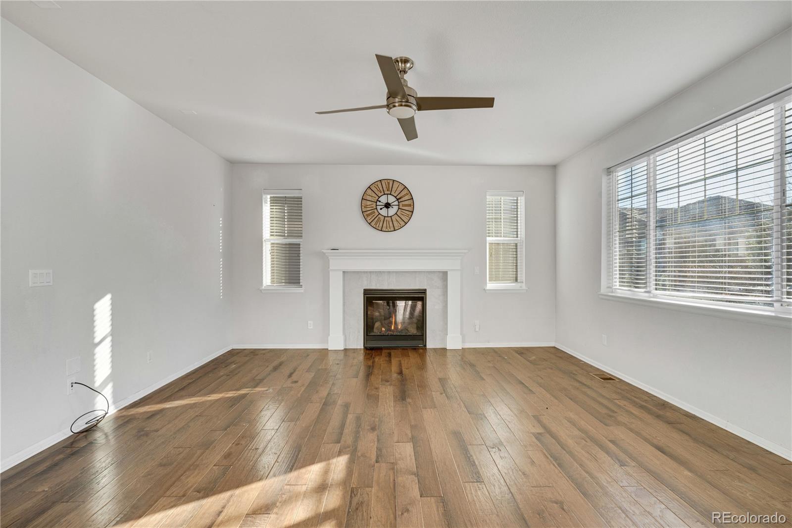 21186 Layton Avenue, Aurora, CO 80015, 5 Bedrooms Bedrooms, ,4 BathroomsBathrooms,Residential,For Sale,Layton,REC2235418