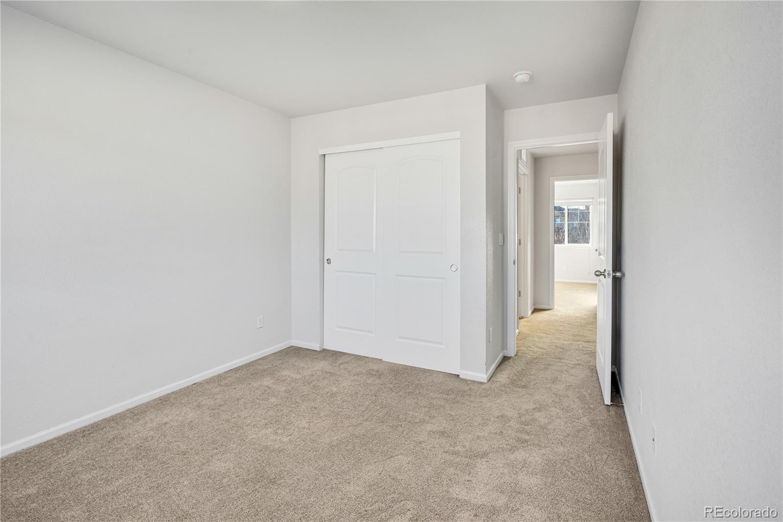 21186 Layton Avenue, Aurora, CO 80015, 5 Bedrooms Bedrooms, ,4 BathroomsBathrooms,Residential,For Sale,Layton,REC2235418