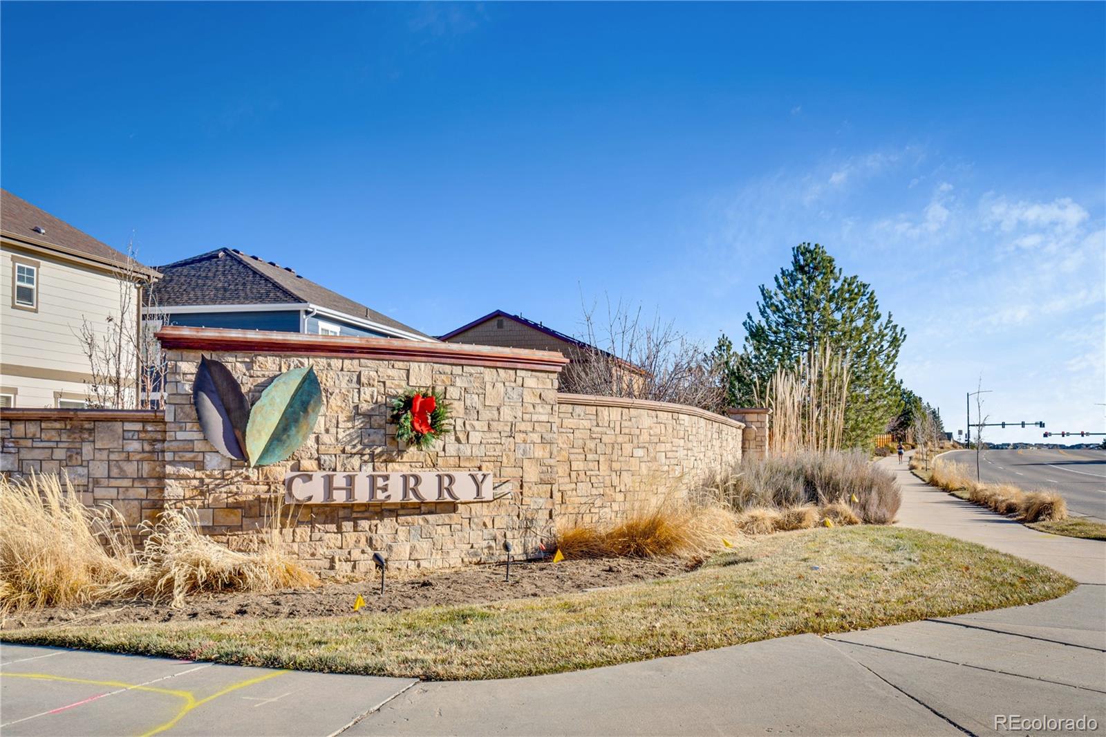 21186 Layton Avenue, Aurora, CO 80015, 5 Bedrooms Bedrooms, ,4 BathroomsBathrooms,Residential,For Sale,Layton,REC2235418