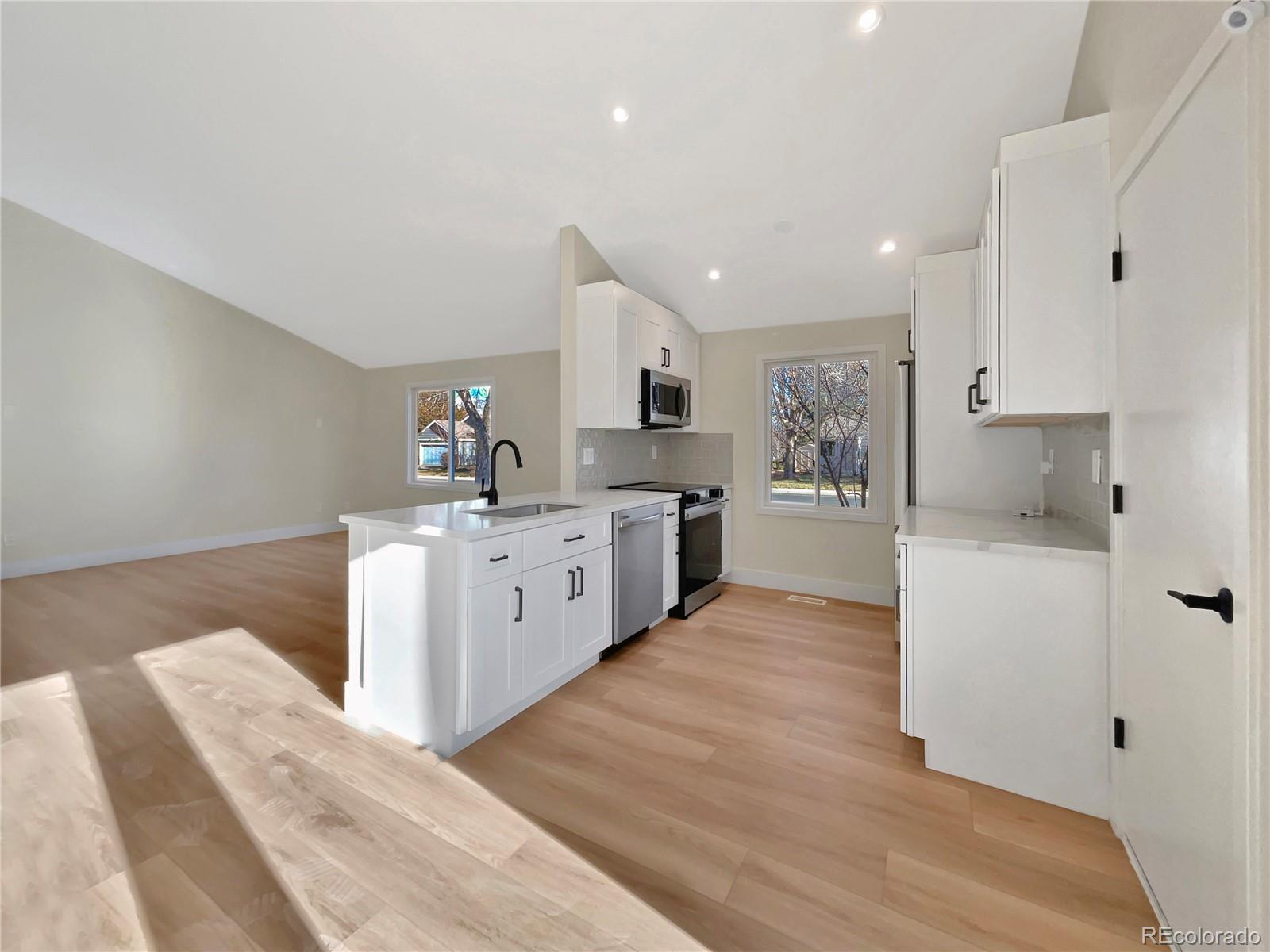 625 Marigold Lane, Fort Collins, CO 80526, 3 Bedrooms Bedrooms, ,2 BathroomsBathrooms,Residential,For Sale,Marigold,REC4633627