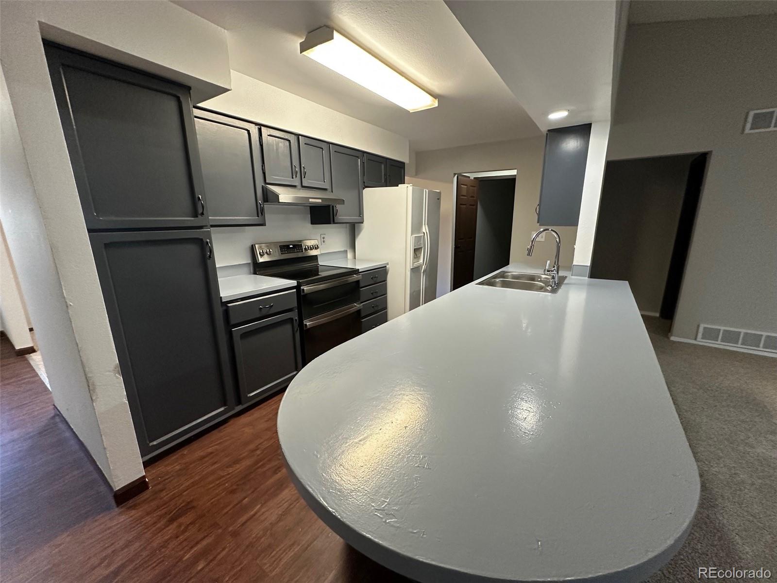 2084 Rifle Street, Aurora, CO 80013, 4 Bedrooms Bedrooms, ,3 BathroomsBathrooms,Residential,For Sale,Rifle,REC7575162