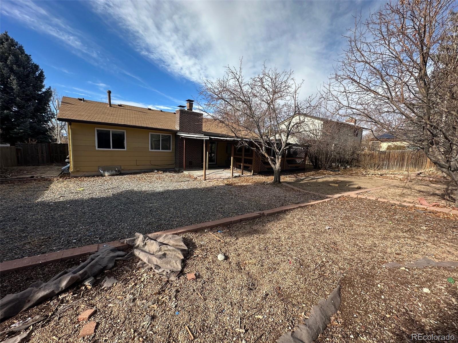 2084 Rifle Street, Aurora, CO 80013, 4 Bedrooms Bedrooms, ,3 BathroomsBathrooms,Residential,For Sale,Rifle,REC7575162