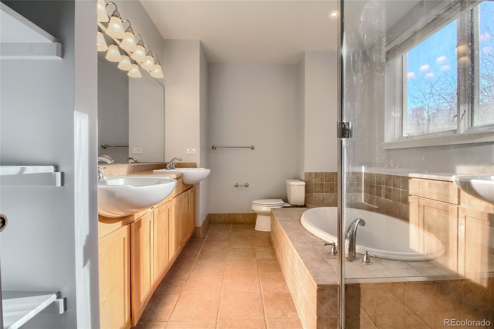 4875 Monaco Street #107, Denver, CO 80237, 1 Bedroom Bedrooms, ,2 BathroomsBathrooms,Rental,For Rent,Monaco,REC5949012