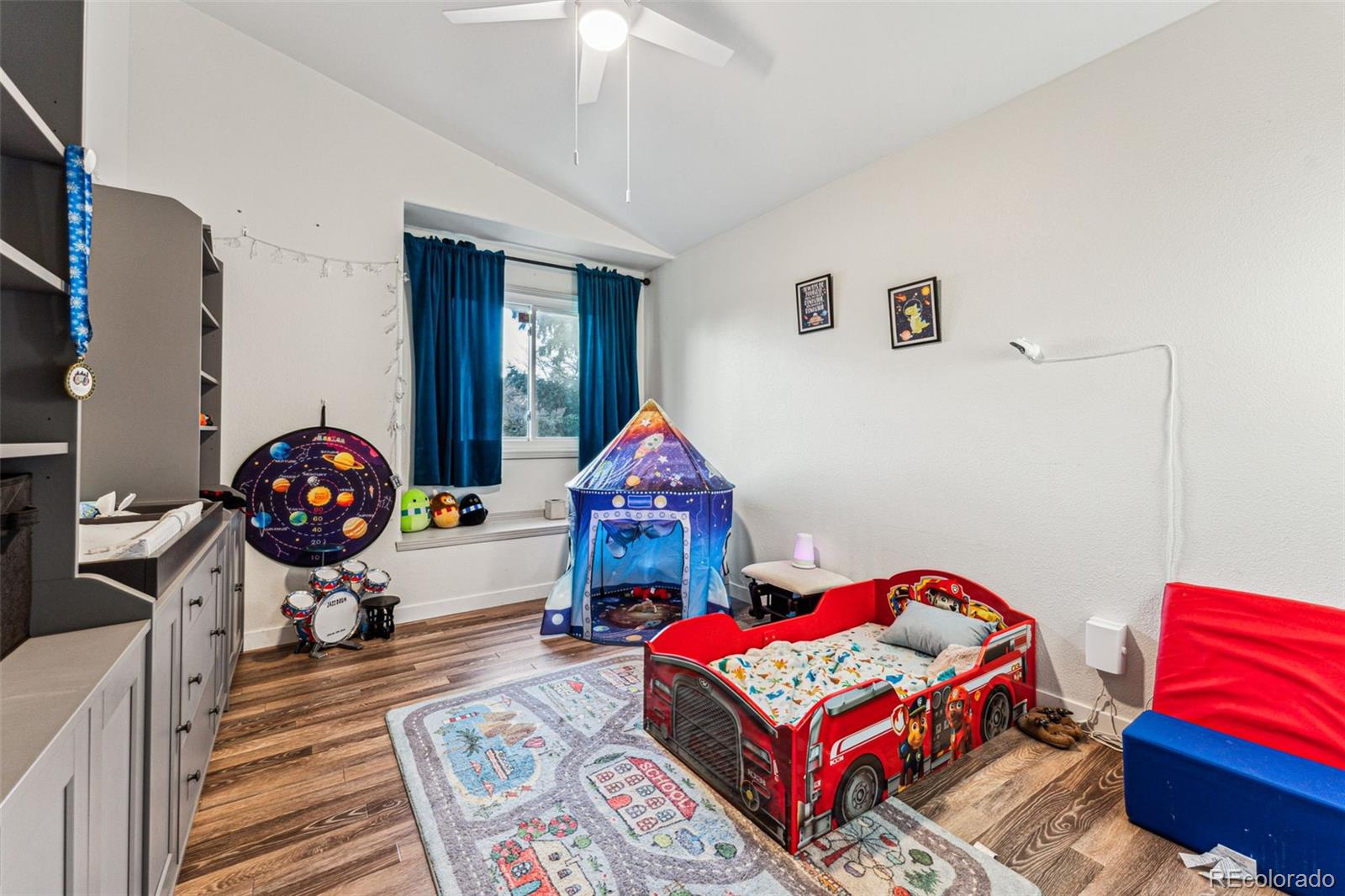 1710 Sunlight Drive, Longmont, CO 80504, 5 Bedrooms Bedrooms, ,3 BathroomsBathrooms,Residential,For Sale,Sunlight,REC7499356