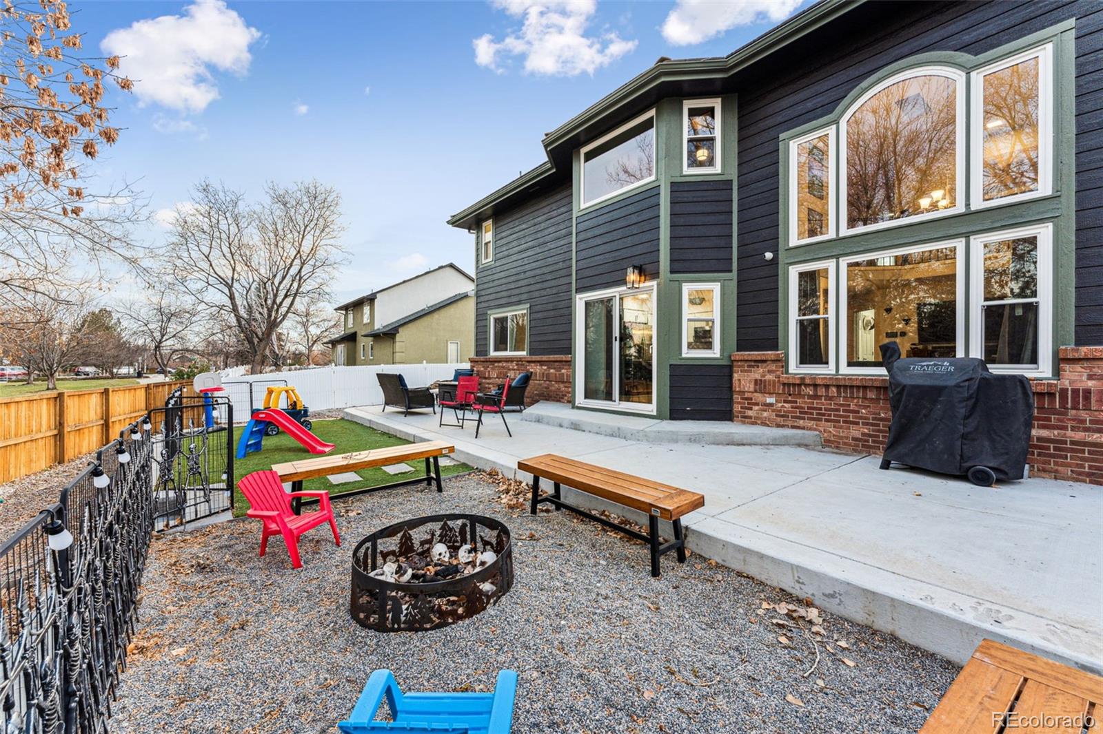 1710 Sunlight Drive, Longmont, CO 80504, 5 Bedrooms Bedrooms, ,3 BathroomsBathrooms,Residential,For Sale,Sunlight,REC7499356