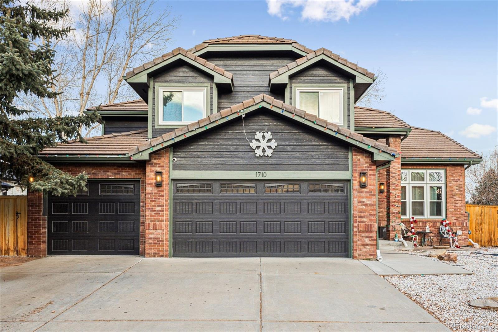 1710 Sunlight Drive, Longmont, CO 80504, 5 Bedrooms Bedrooms, ,3 BathroomsBathrooms,Residential,For Sale,Sunlight,REC7499356