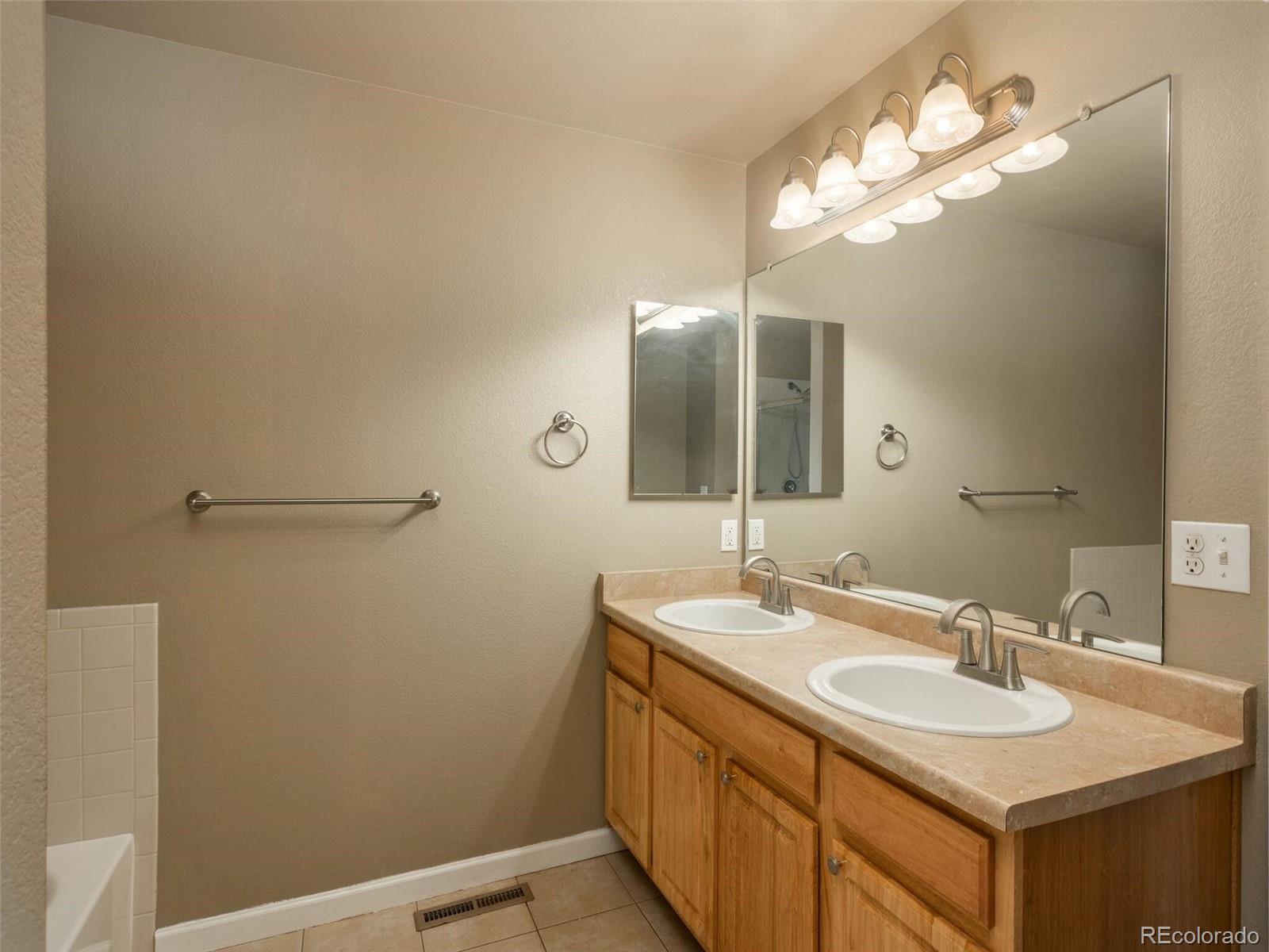 18189 Saskatoon Place, Parker, CO 80134, 3 Bedrooms Bedrooms, ,3 BathroomsBathrooms,Residential,For Sale,Saskatoon,REC5563936