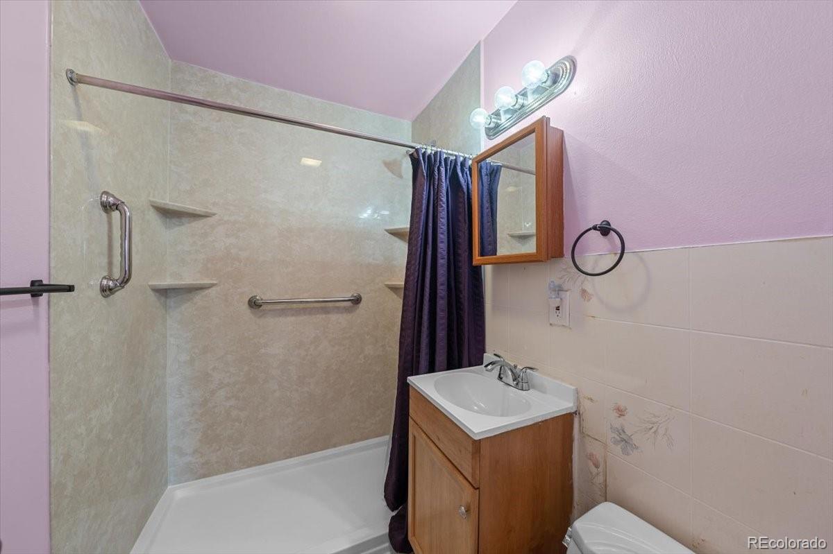 1716 6th Street, Greeley, CO 80631, 3 Bedrooms Bedrooms, ,1 BathroomBathrooms,Residential,For Sale,6th,REC8340561