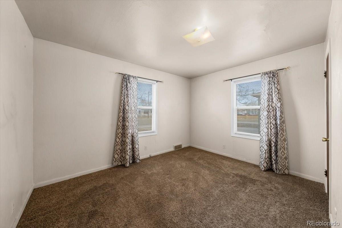 1716 6th Street, Greeley, CO 80631, 3 Bedrooms Bedrooms, ,1 BathroomBathrooms,Residential,For Sale,6th,REC8340561