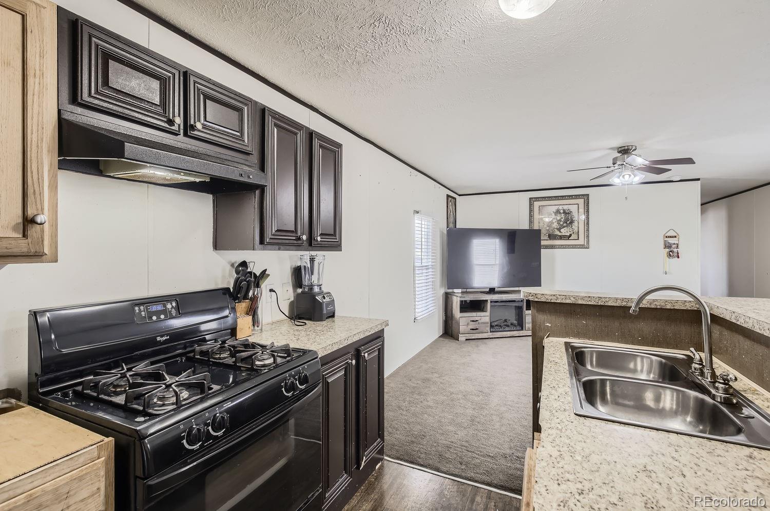 435 35th Avenue, Greeley, CO 80631, 3 Bedrooms Bedrooms, ,2 BathroomsBathrooms,Residential,For Sale,35th,REC4066363