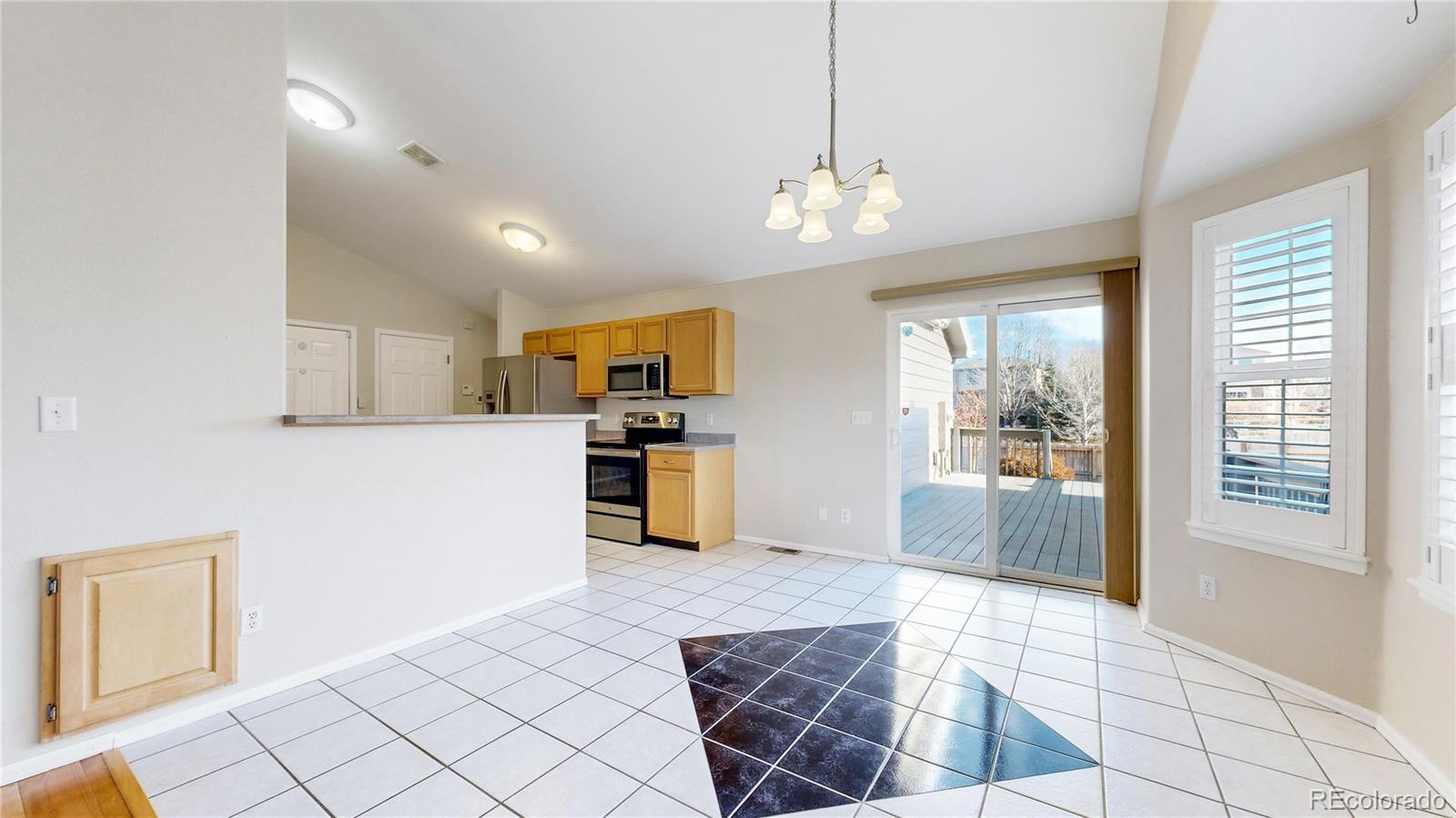20083 Caspian Circle, Aurora, CO 80013, 5 Bedrooms Bedrooms, ,3 BathroomsBathrooms,Residential,For Sale,Caspian,REC4803731