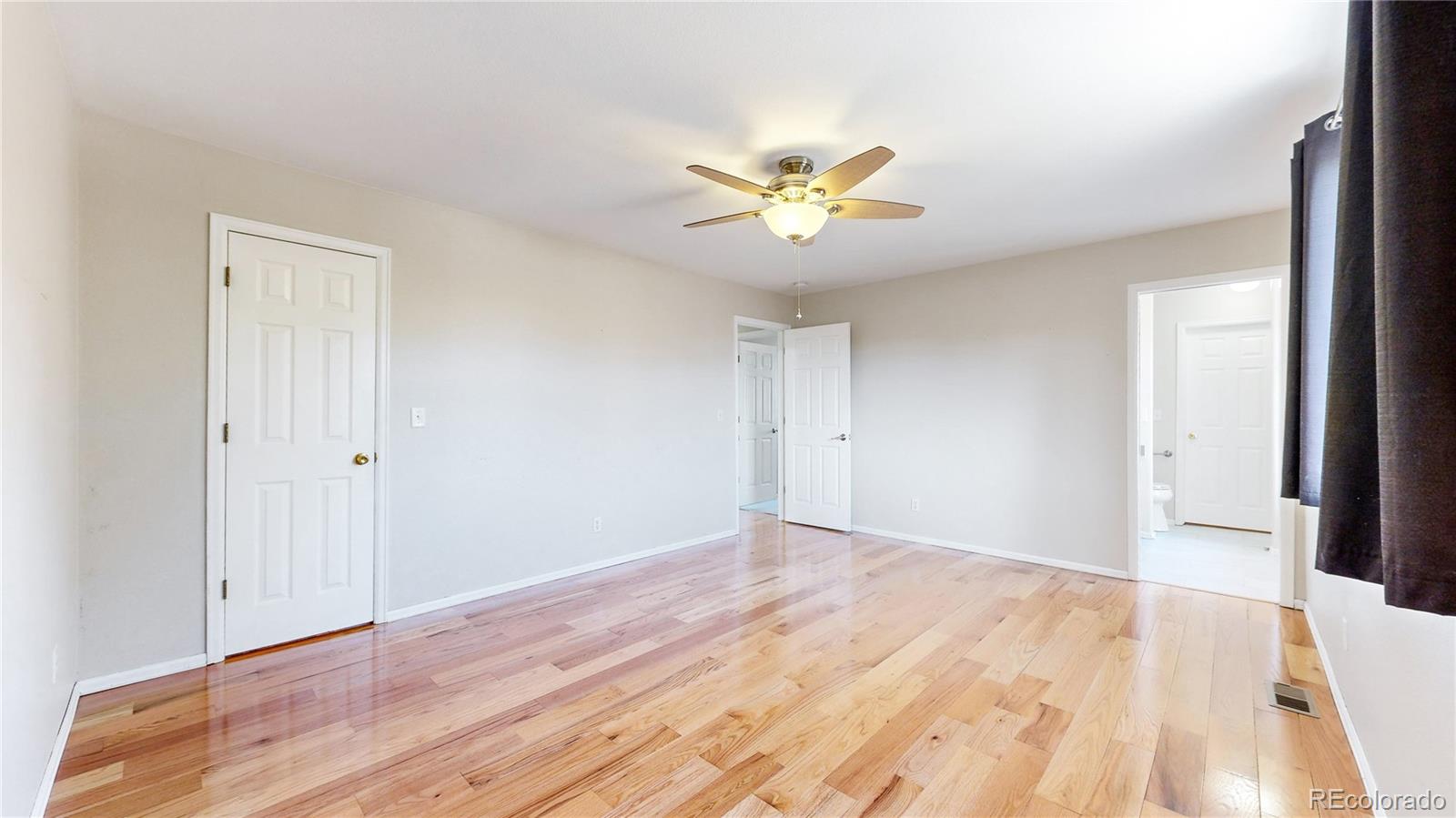 20083 Caspian Circle, Aurora, CO 80013, 5 Bedrooms Bedrooms, ,3 BathroomsBathrooms,Residential,For Sale,Caspian,REC4803731