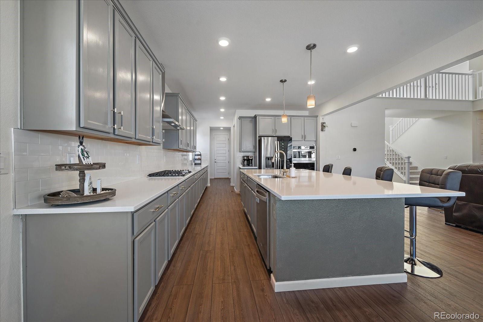 7125 Yantley Way, Aurora, CO 80016, 5 Bedrooms Bedrooms, ,5 BathroomsBathrooms,Residential,For Sale,Yantley,REC4391267