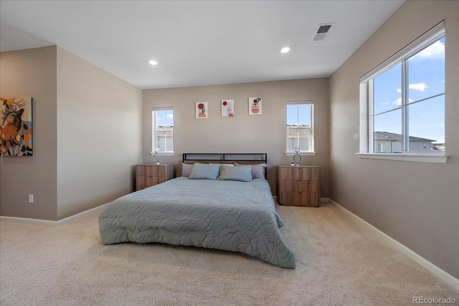 7125 Yantley Way, Aurora, CO 80016, 5 Bedrooms Bedrooms, ,5 BathroomsBathrooms,Residential,For Sale,Yantley,REC4391267