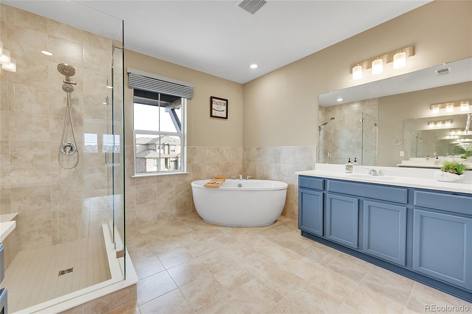 7125 Yantley Way, Aurora, CO 80016, 5 Bedrooms Bedrooms, ,5 BathroomsBathrooms,Residential,For Sale,Yantley,REC4391267