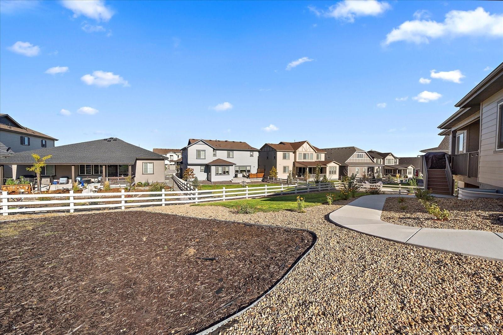 7125 Yantley Way, Aurora, CO 80016, 5 Bedrooms Bedrooms, ,5 BathroomsBathrooms,Residential,For Sale,Yantley,REC4391267