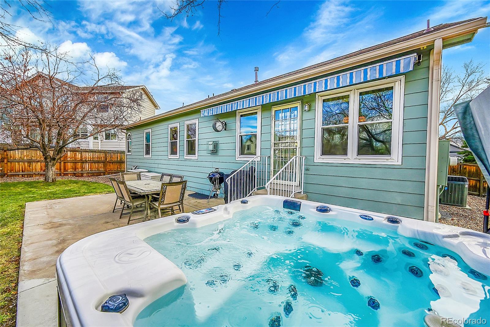 13724 Amherst Way, Lakewood, CO 80228, 4 Bedrooms Bedrooms, ,2 BathroomsBathrooms,Residential,For Sale,Amherst,REC6916055