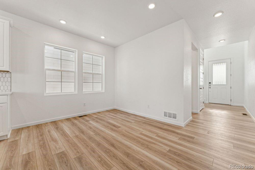 7267 Prairie Sage Place, Littleton, CO 80125, 4 Bedrooms Bedrooms, ,3 BathroomsBathrooms,Residential,For Sale,Prairie Sage,REC7863770