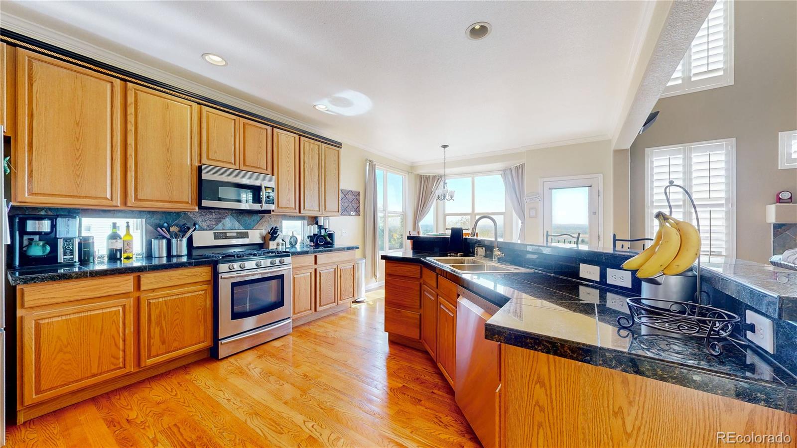 11416 Newport Street, Thornton, CO 80233, 4 Bedrooms Bedrooms, ,3 BathroomsBathrooms,Residential,For Sale,Newport,REC2937781