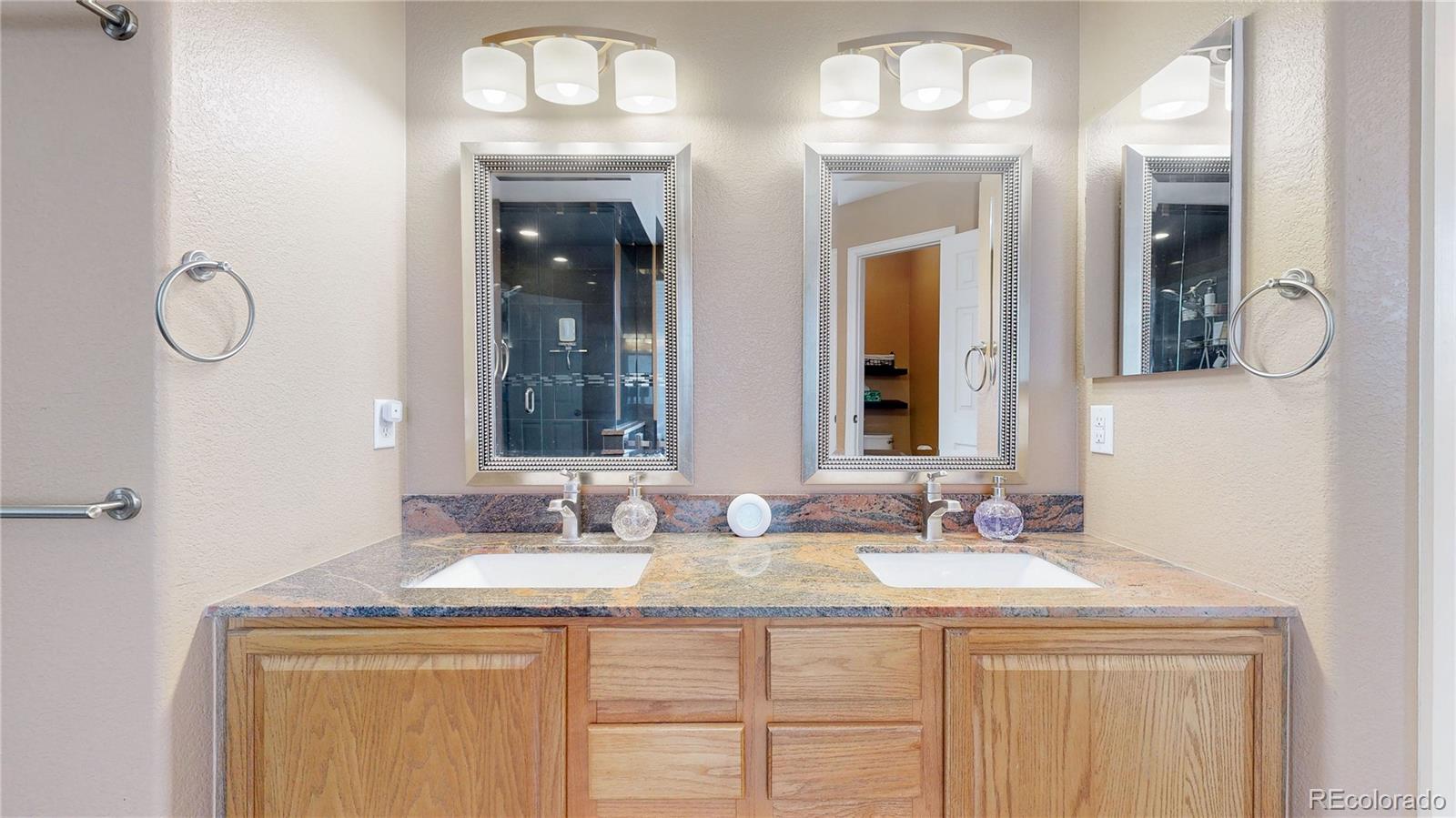11416 Newport Street, Thornton, CO 80233, 4 Bedrooms Bedrooms, ,3 BathroomsBathrooms,Residential,For Sale,Newport,REC2937781