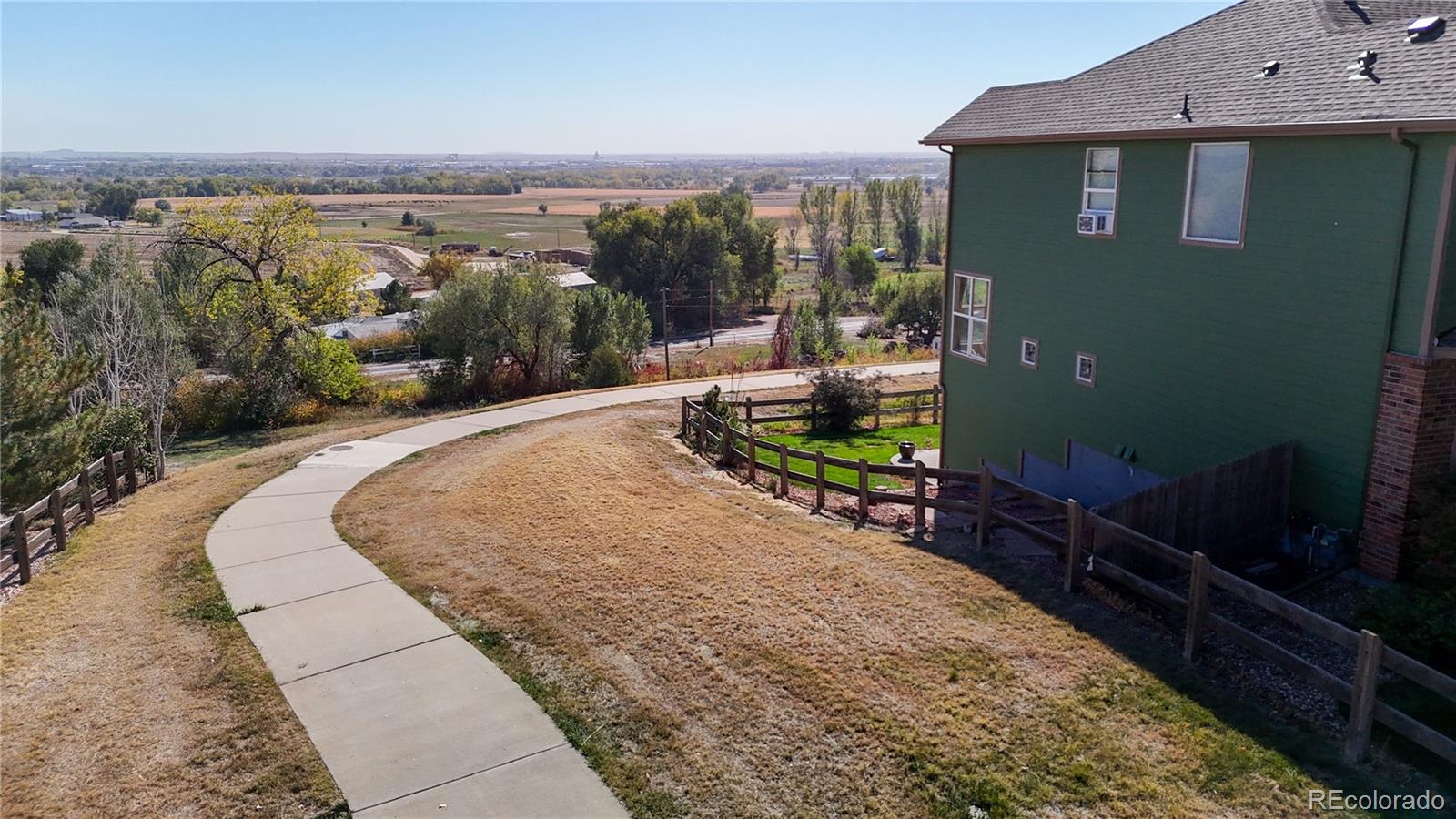 11416 Newport Street, Thornton, CO 80233, 4 Bedrooms Bedrooms, ,3 BathroomsBathrooms,Residential,For Sale,Newport,REC2937781