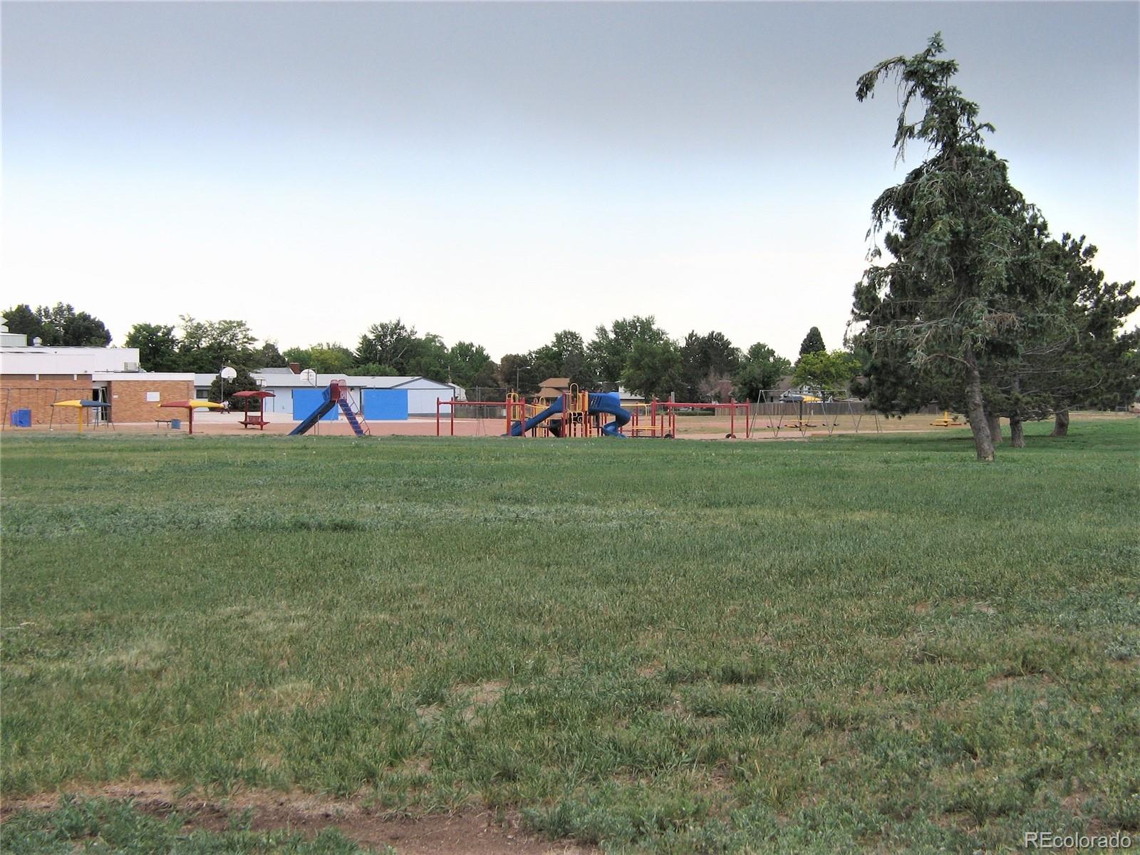 1129 Darby #B, Colorado Springs, CO 80907, 2 Bedrooms Bedrooms, ,1 BathroomBathrooms,Rental,For Rent,Darby,REC2066731