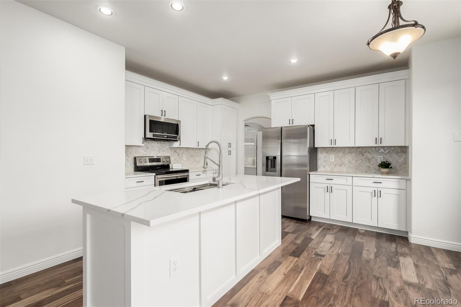 8045 Gray Circle, Arvada, CO 80003, 5 Bedrooms Bedrooms, ,3 BathroomsBathrooms,Residential,For Sale,Gray,REC7429237