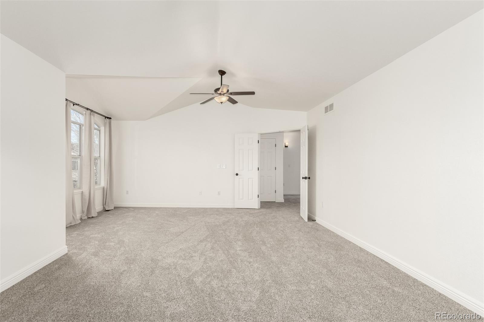 8045 Gray Circle, Arvada, CO 80003, 5 Bedrooms Bedrooms, ,3 BathroomsBathrooms,Residential,For Sale,Gray,REC7429237