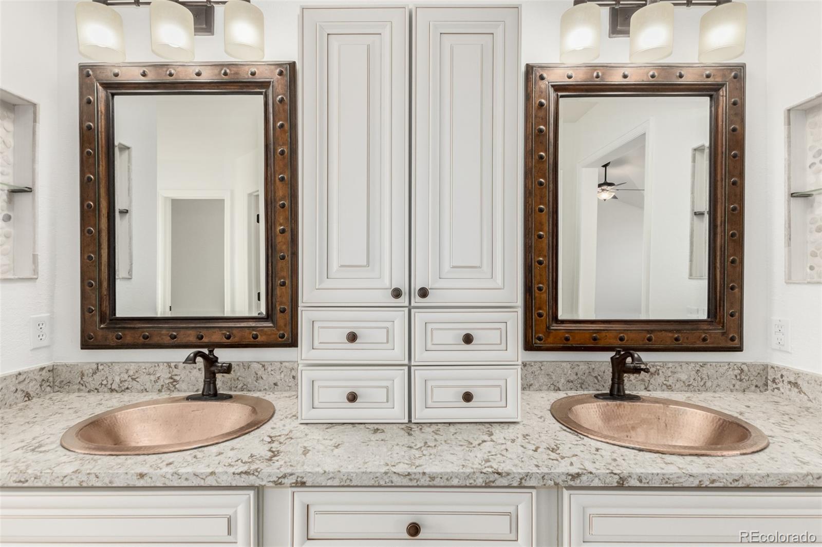 8045 Gray Circle, Arvada, CO 80003, 5 Bedrooms Bedrooms, ,3 BathroomsBathrooms,Residential,For Sale,Gray,REC7429237