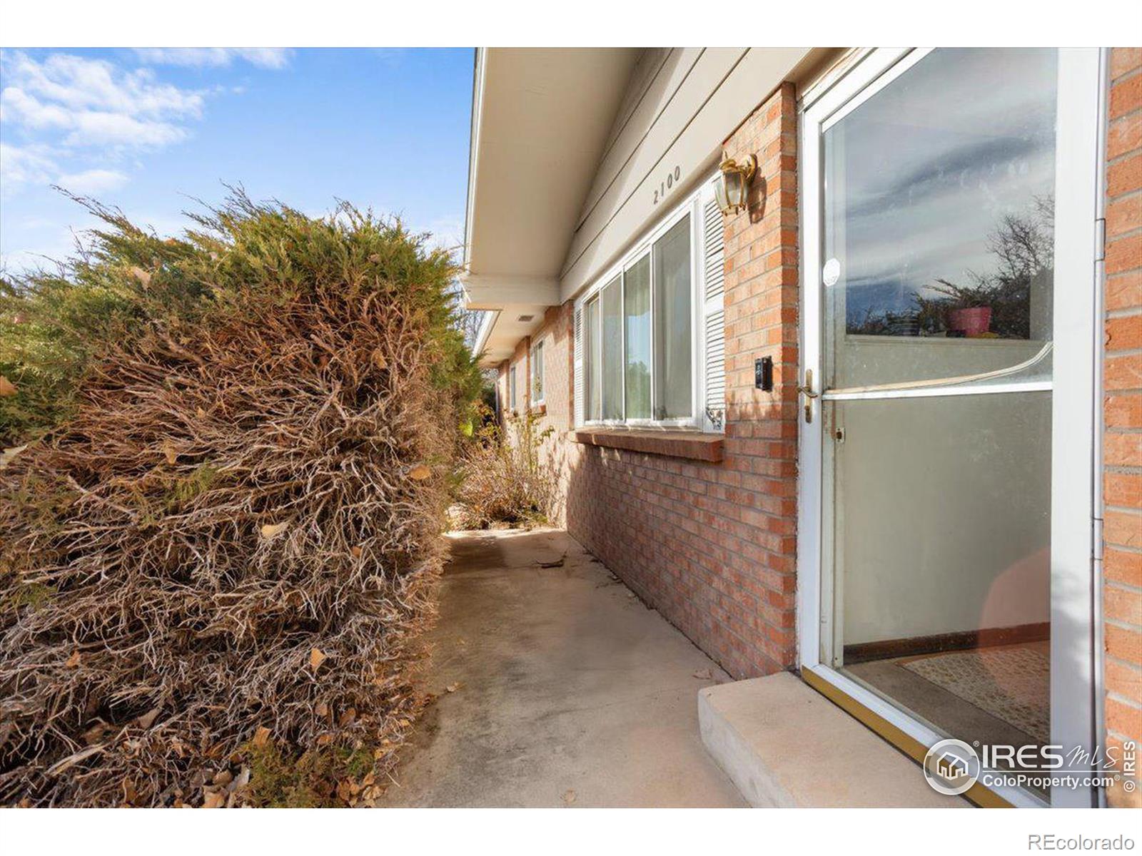 2100 Stuart Street, Fort Collins, CO 80526, 4 Bedrooms Bedrooms, ,3 BathroomsBathrooms,Residential,For Sale,Stuart,RECIR1023785