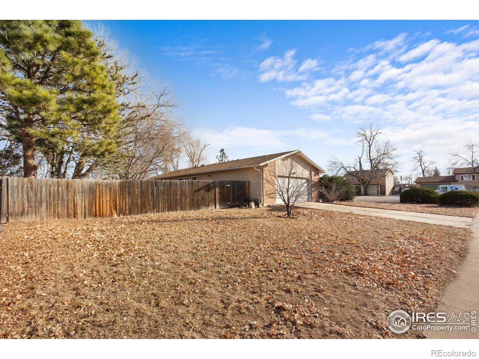 2100 Stuart Street, Fort Collins, CO 80526, 4 Bedrooms Bedrooms, ,3 BathroomsBathrooms,Residential,For Sale,Stuart,RECIR1023785